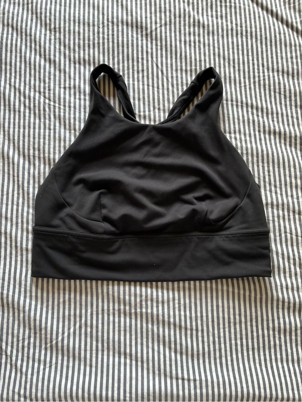Lululemon Wunder Train Longline Bra in Black Size 10